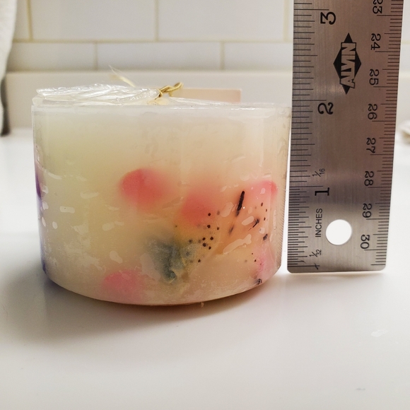 Le Jaedun Candle 1 Wick Flower Design - Picture 5 of 13